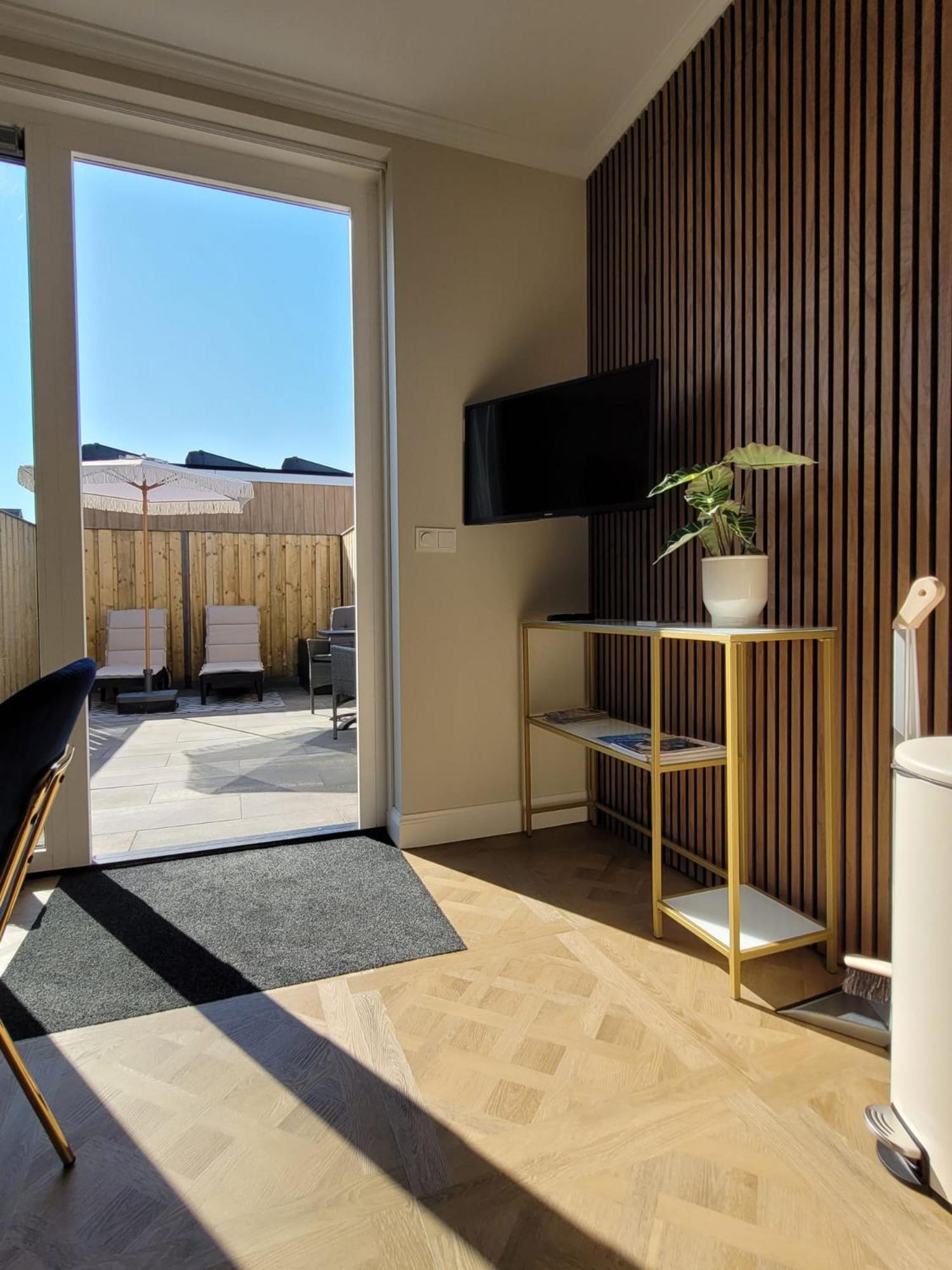Luxe Kamer Langendam 48 Met Prive Terras Zoutelande Dış mekan fotoğraf
