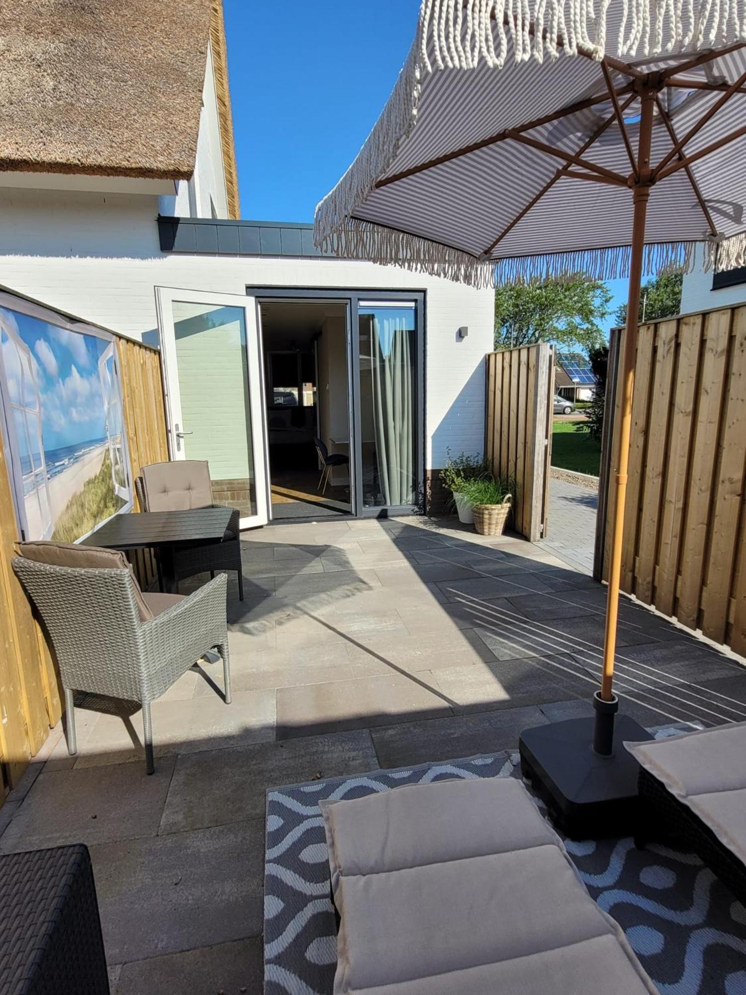 Luxe Kamer Langendam 48 Met Prive Terras Zoutelande Dış mekan fotoğraf